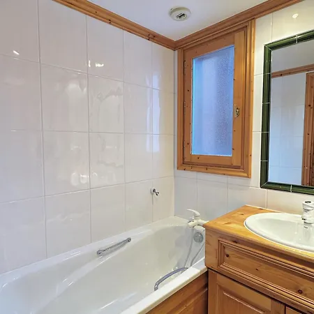 3 Pieces A Meribel, 5 Pers, Balcon, Wifi, Garage - Fr-1-411-969 *
